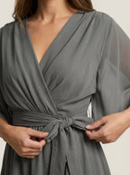 Mónica - Vestido de Chiffon con Escote en V