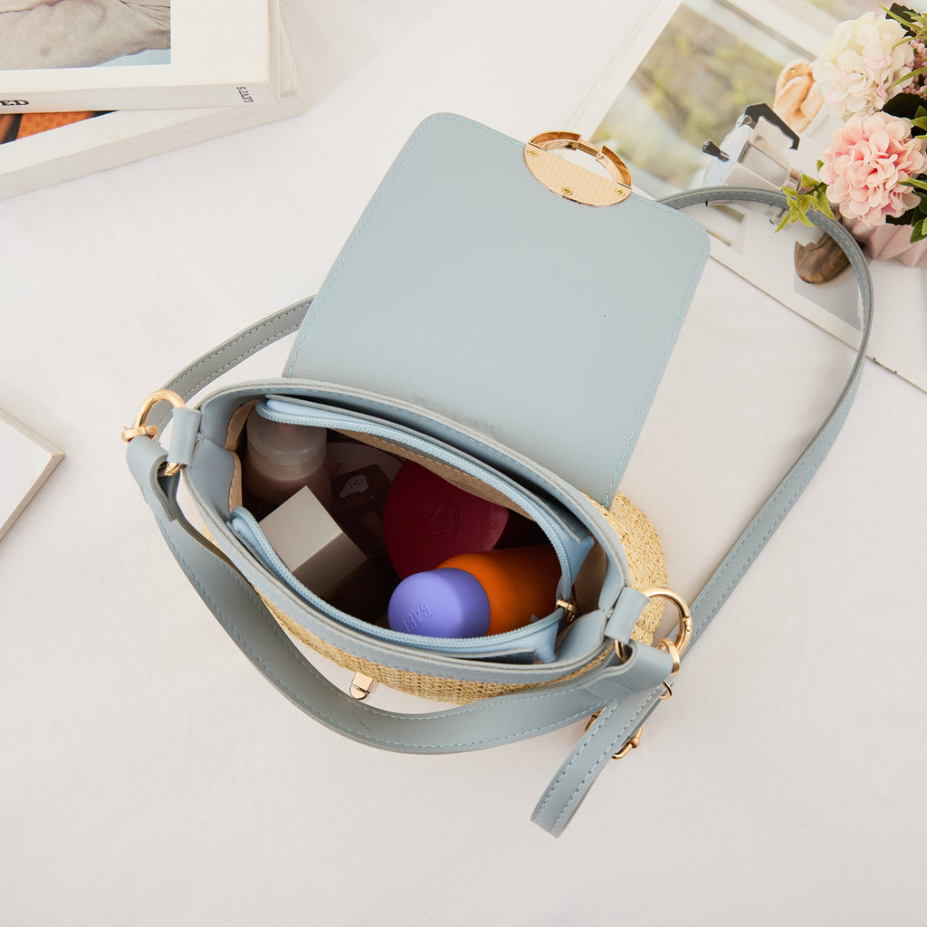 Celia • Bolso Bandolera de Rafia con Solapa de Colores