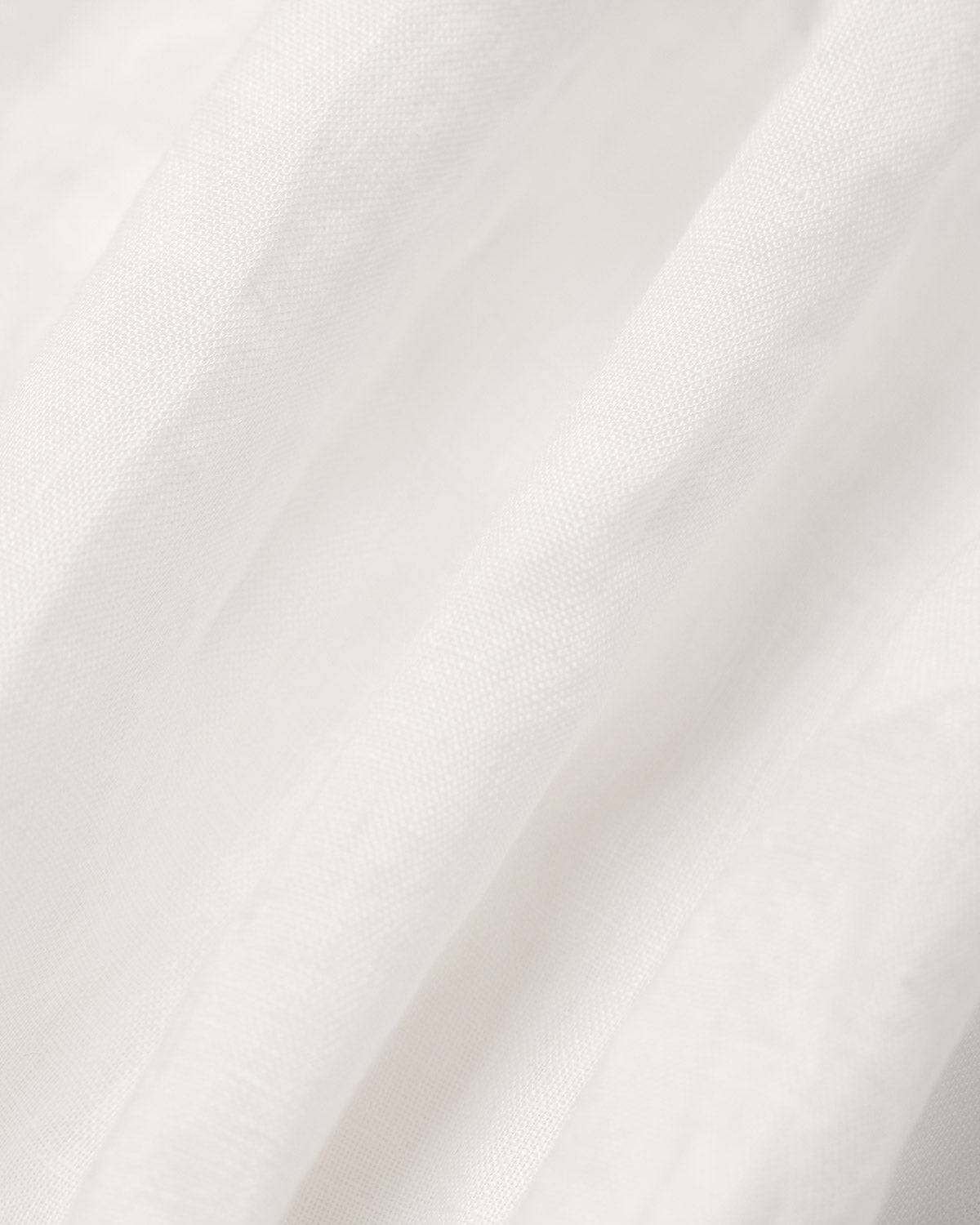 Isabelle •  Vestido midi elegante con abertura lateral