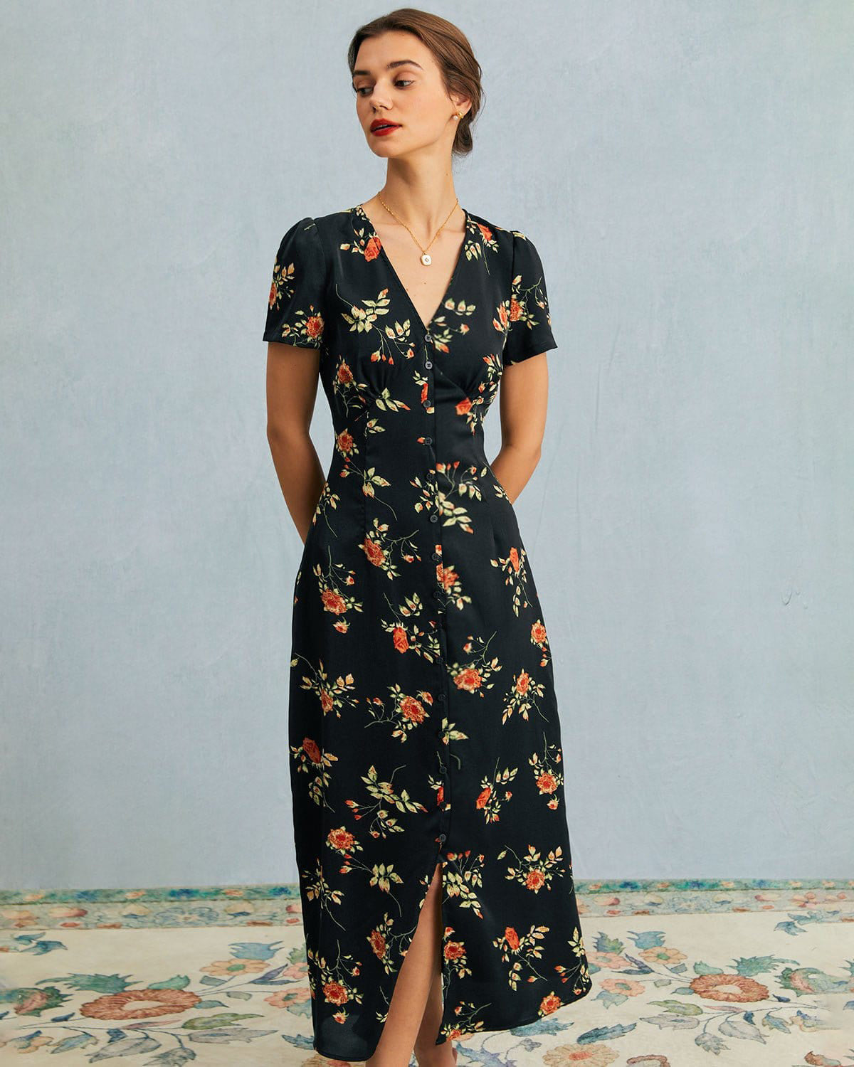 Aurora •   Vestido floral midi con escote en V