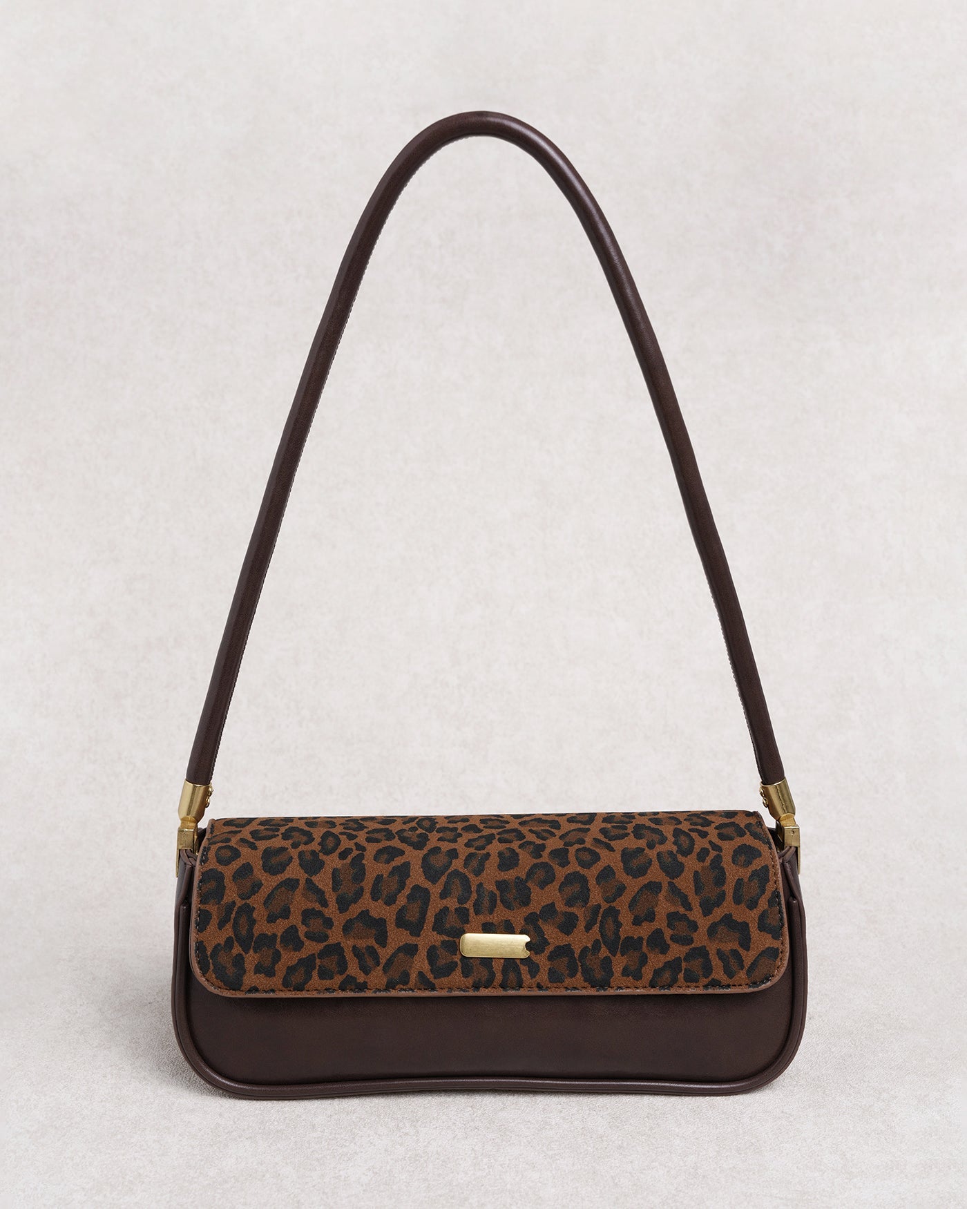 Bianca •  Bolso baguette con estampado animal