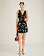 Celeste •  Vestido floral elegante con escote en V